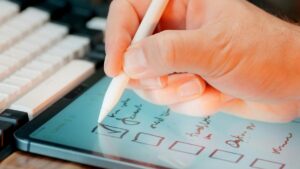 Ai journal app in action first free online ai journal